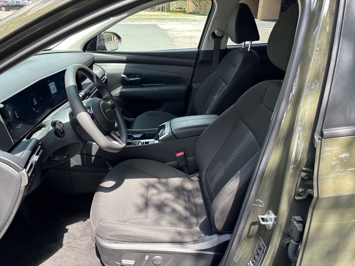 2025 Hyundai Tucson - Image 31