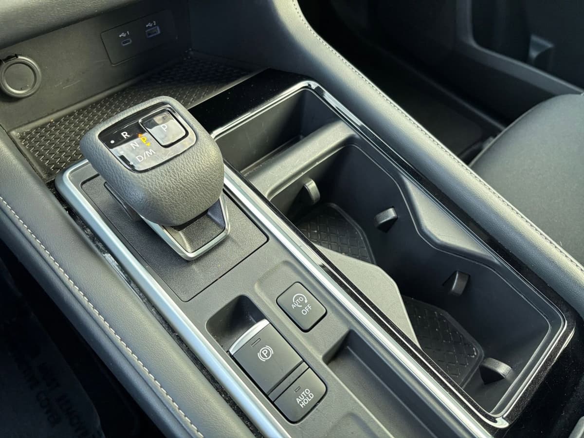 2025 Nissan Pathfinder - Image 36