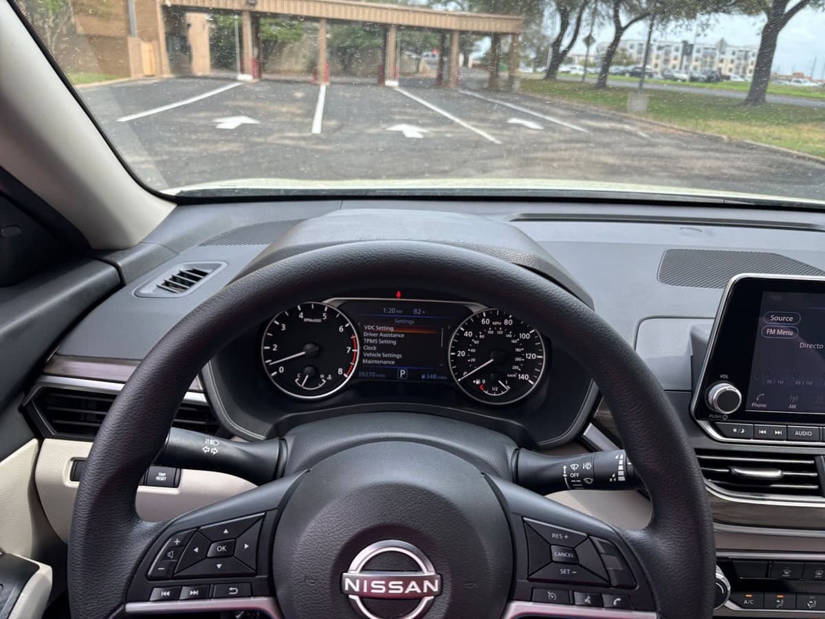 2025 Nissan Altima - Image 29