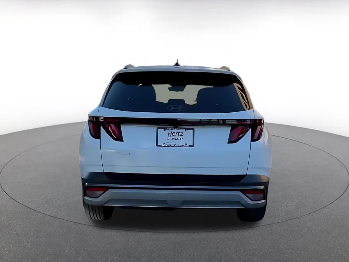 2025 Hyundai Tucson - Image 12