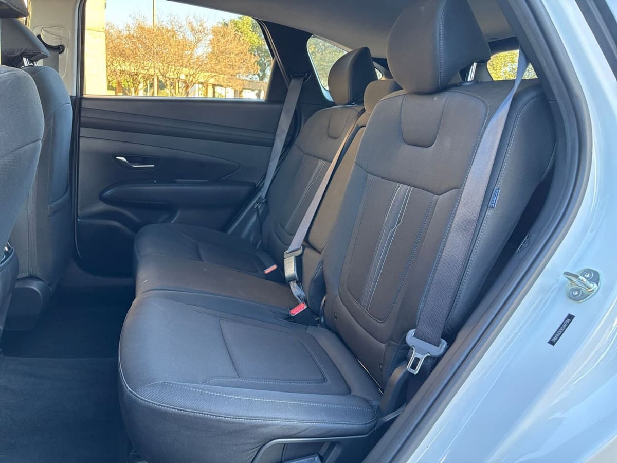 2025 Hyundai Tucson - Image 21