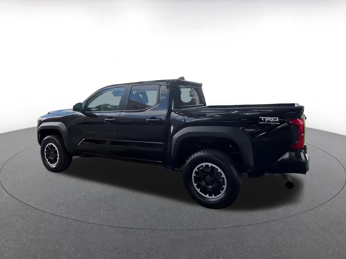 2024 Toyota Tacoma - Image 8