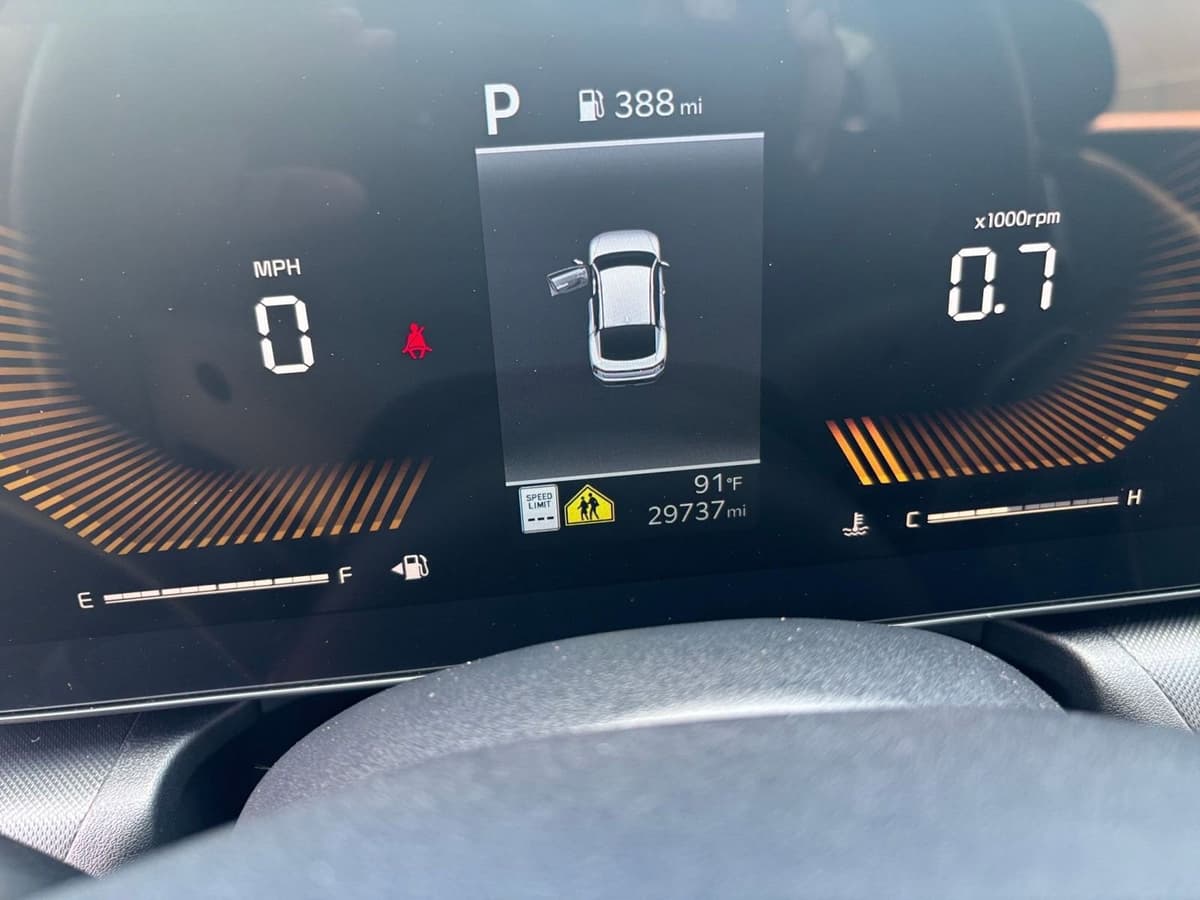 2025 Kia K4 - Image 35