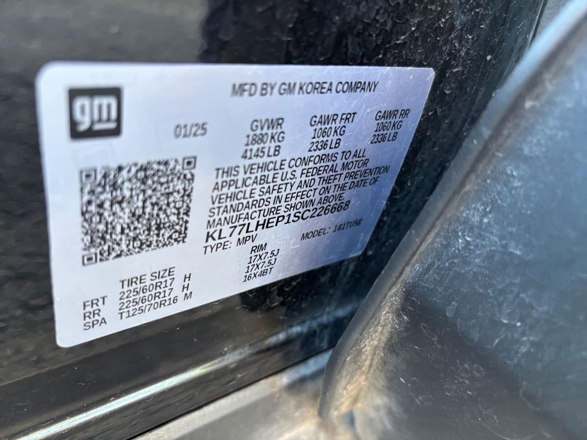 2025 Chevrolet Trax - Image 23