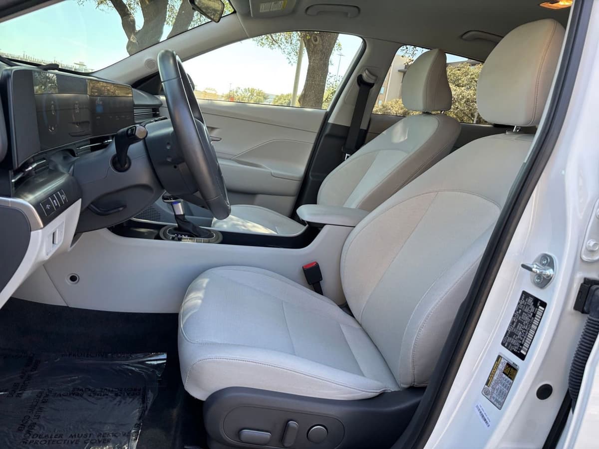 2025 Hyundai Kona - Image 22