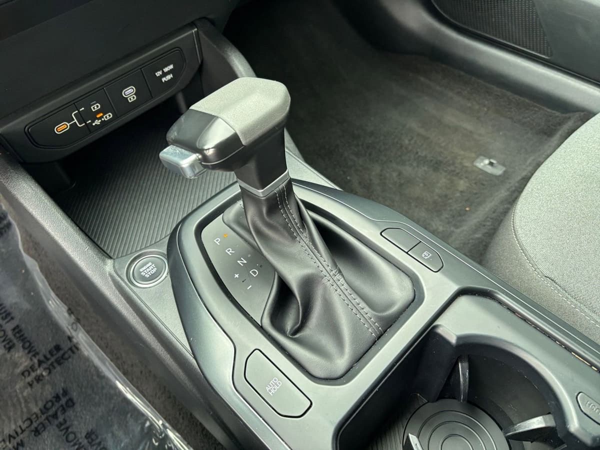 2025 Kia K4 - Image 36