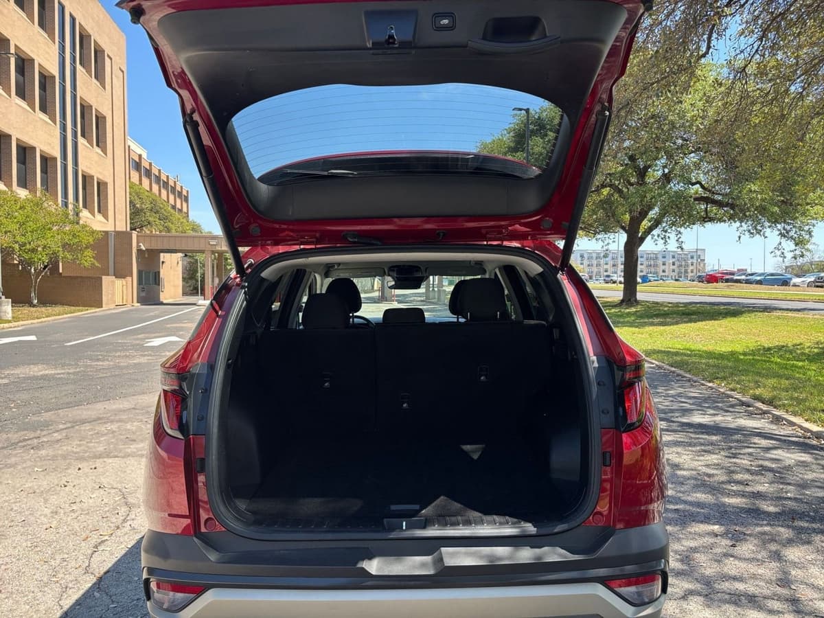 2025 Hyundai Tucson - Image 26