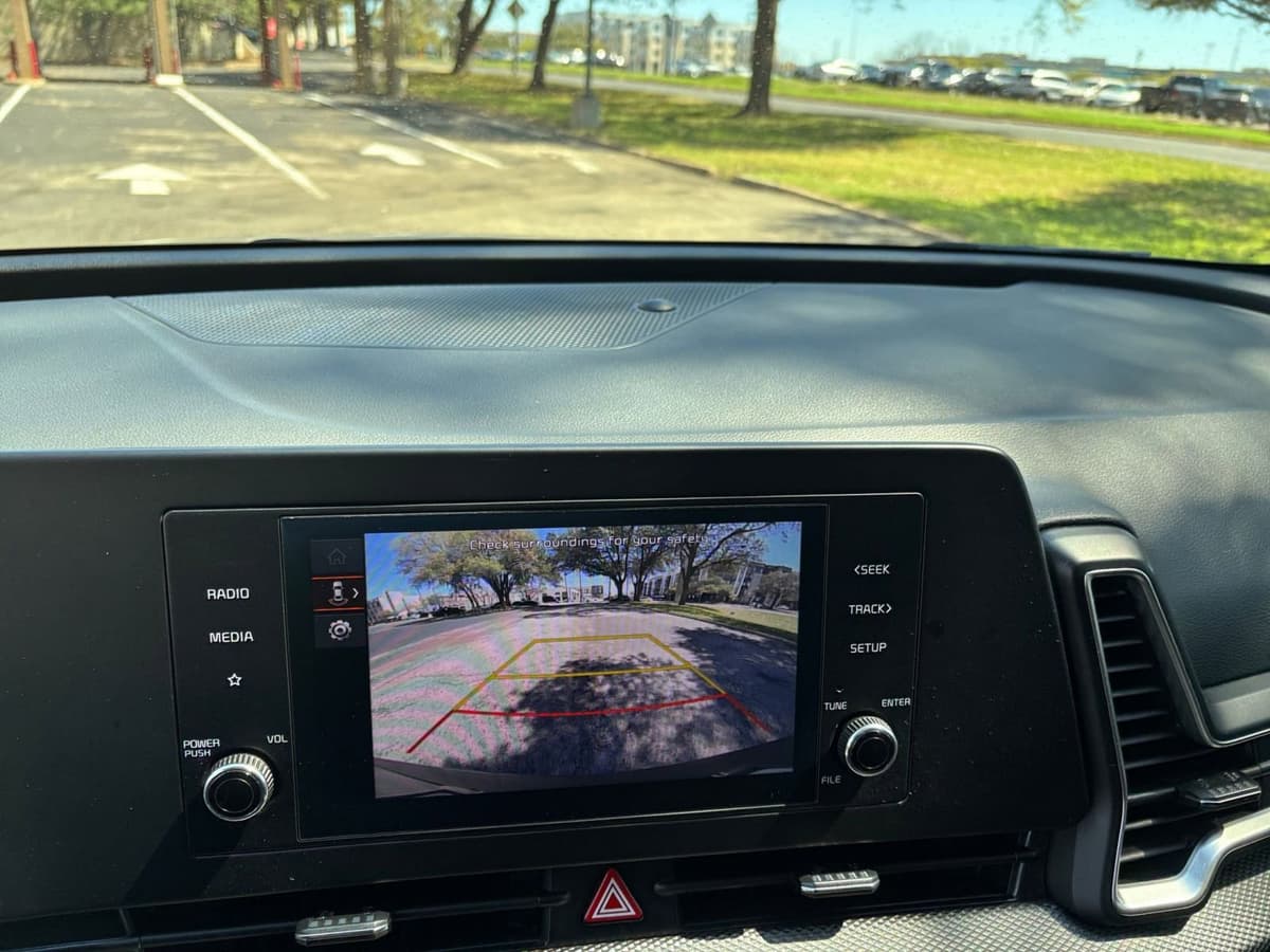 2025 Kia Sportage - Image 20