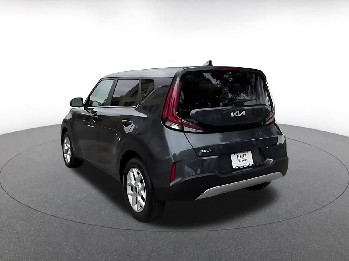 2025 Kia Soul - Image 11