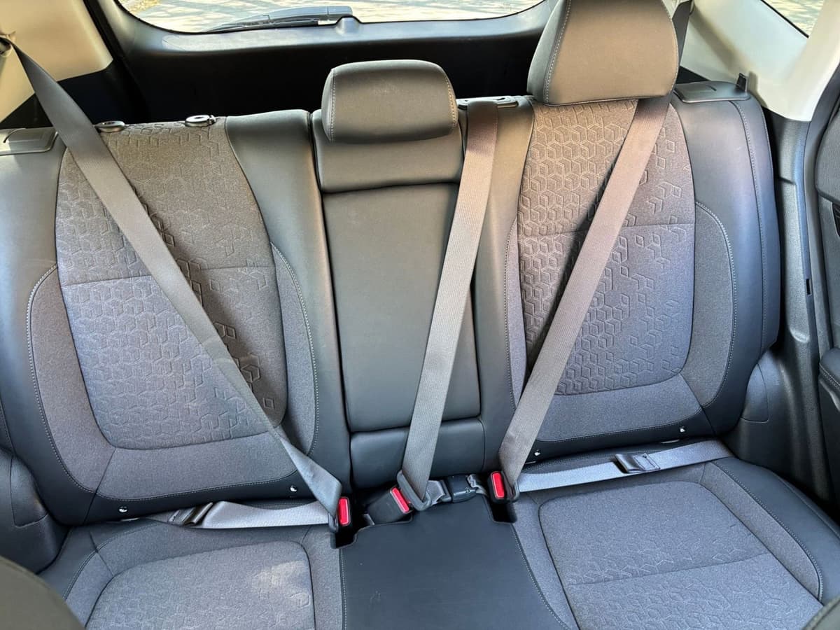 2025 Kia Seltos - Image 33