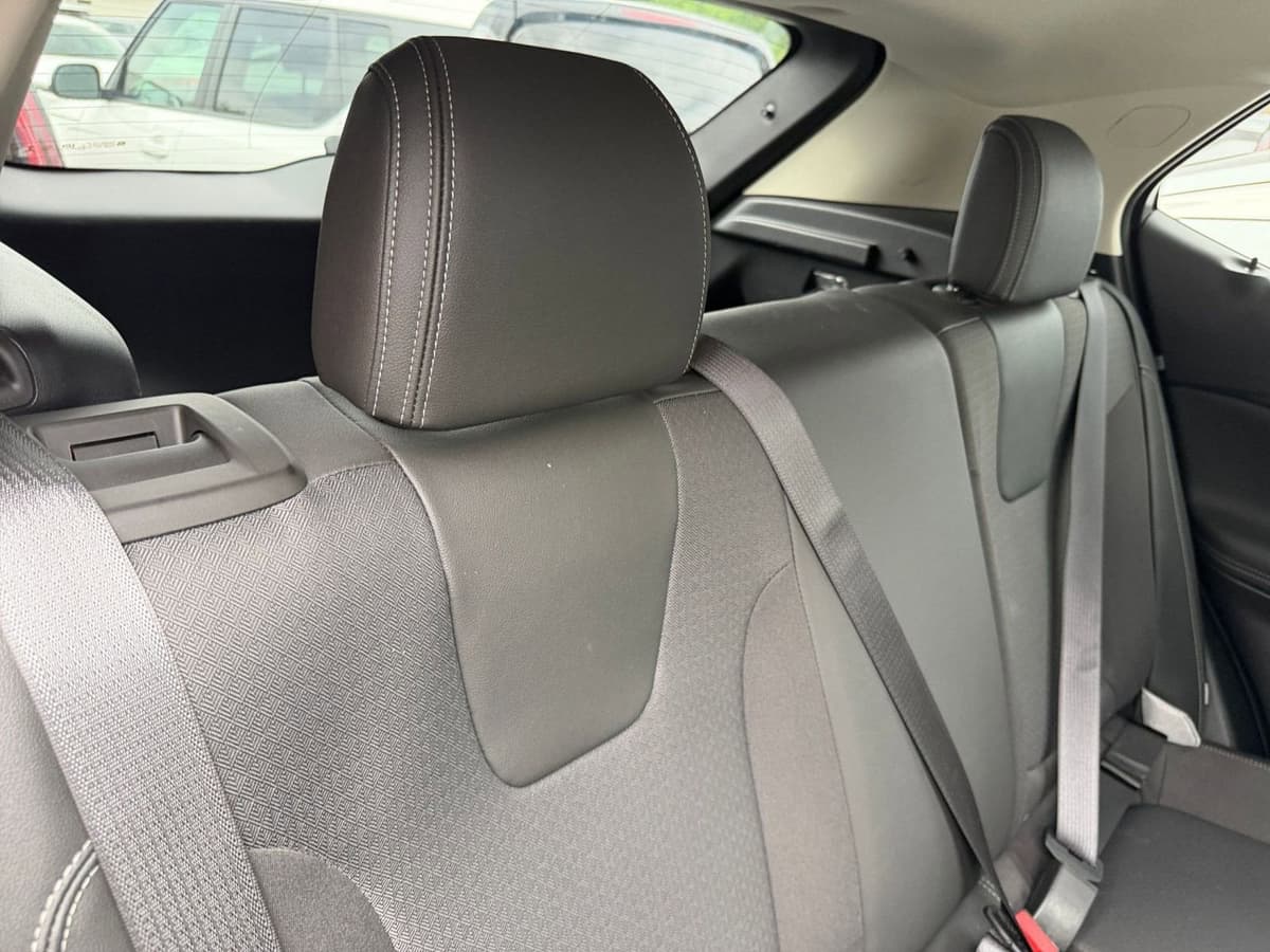 2025 Buick Encore GX - Image 32