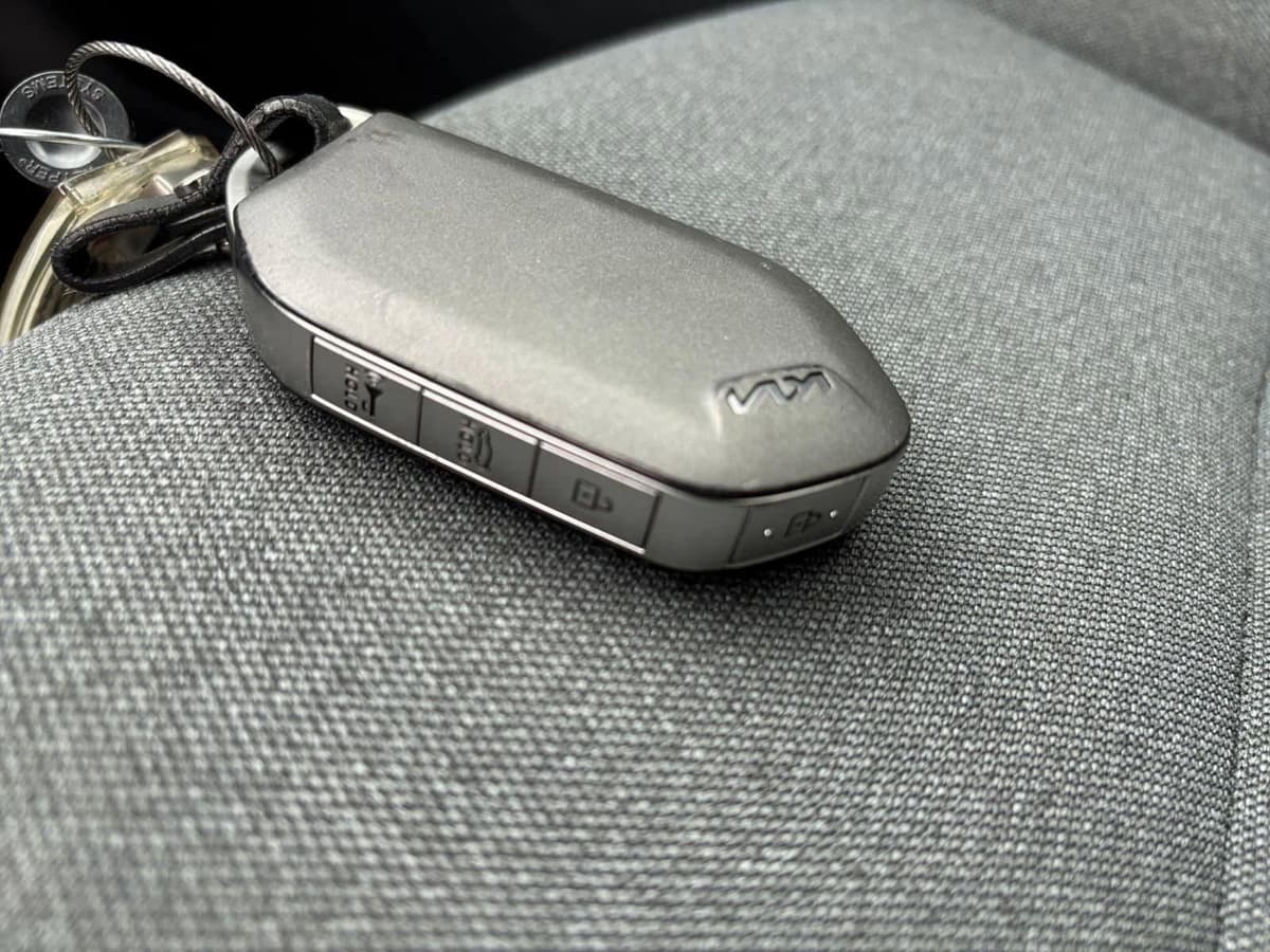 2025 Kia K4 - Image 18