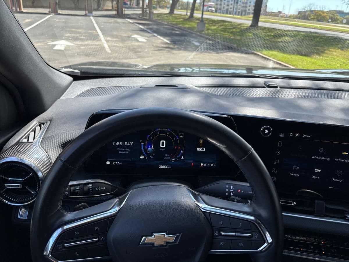 2025 Chevrolet Equinox - Image 29