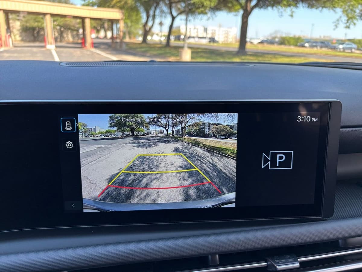 2025 Hyundai Tucson - Image 21