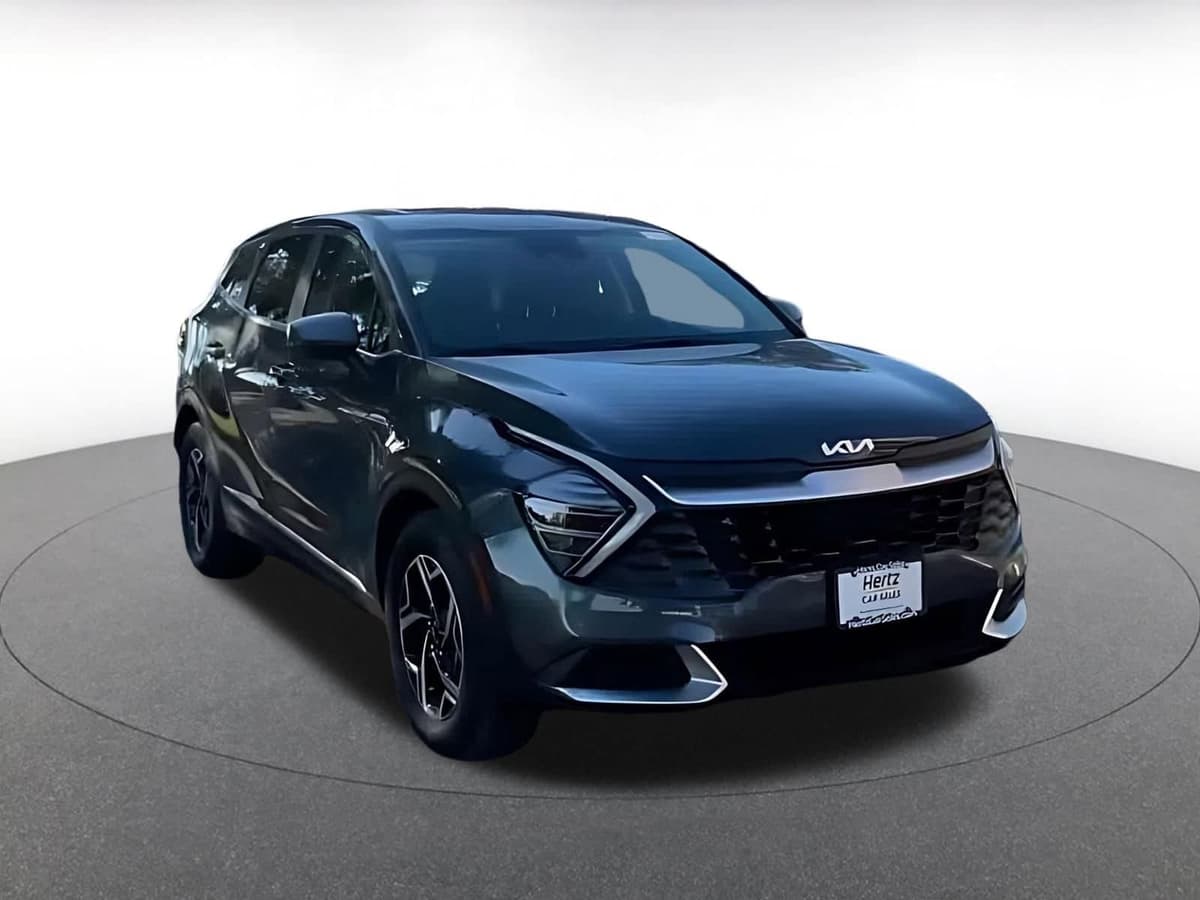 2025 Kia Sportage - Image 5