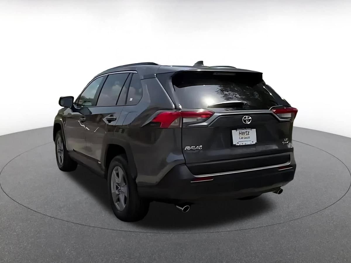 2025 Toyota RAV4 Hybrid - Image 11