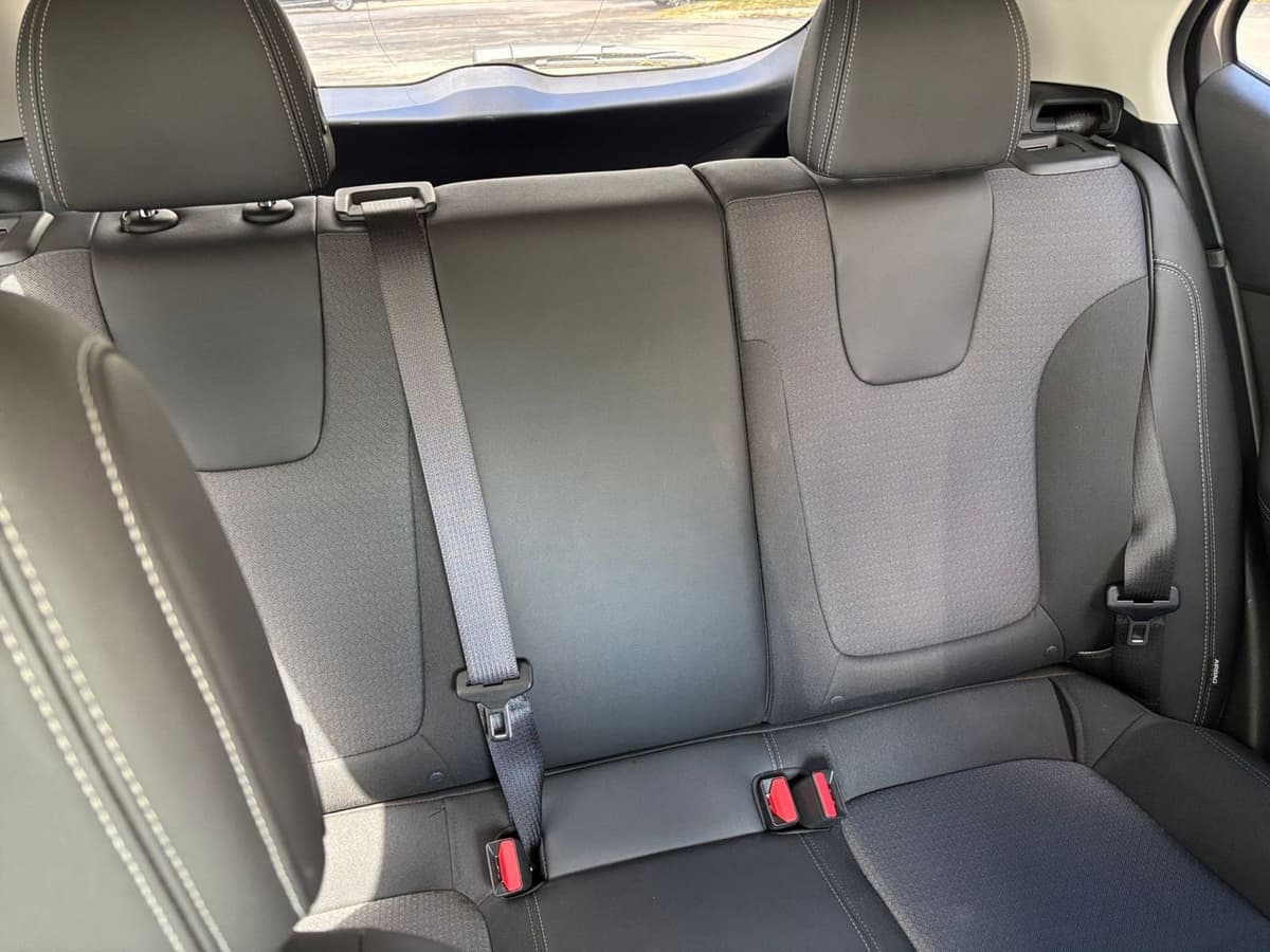 2025 Buick Encore GX - Image 34