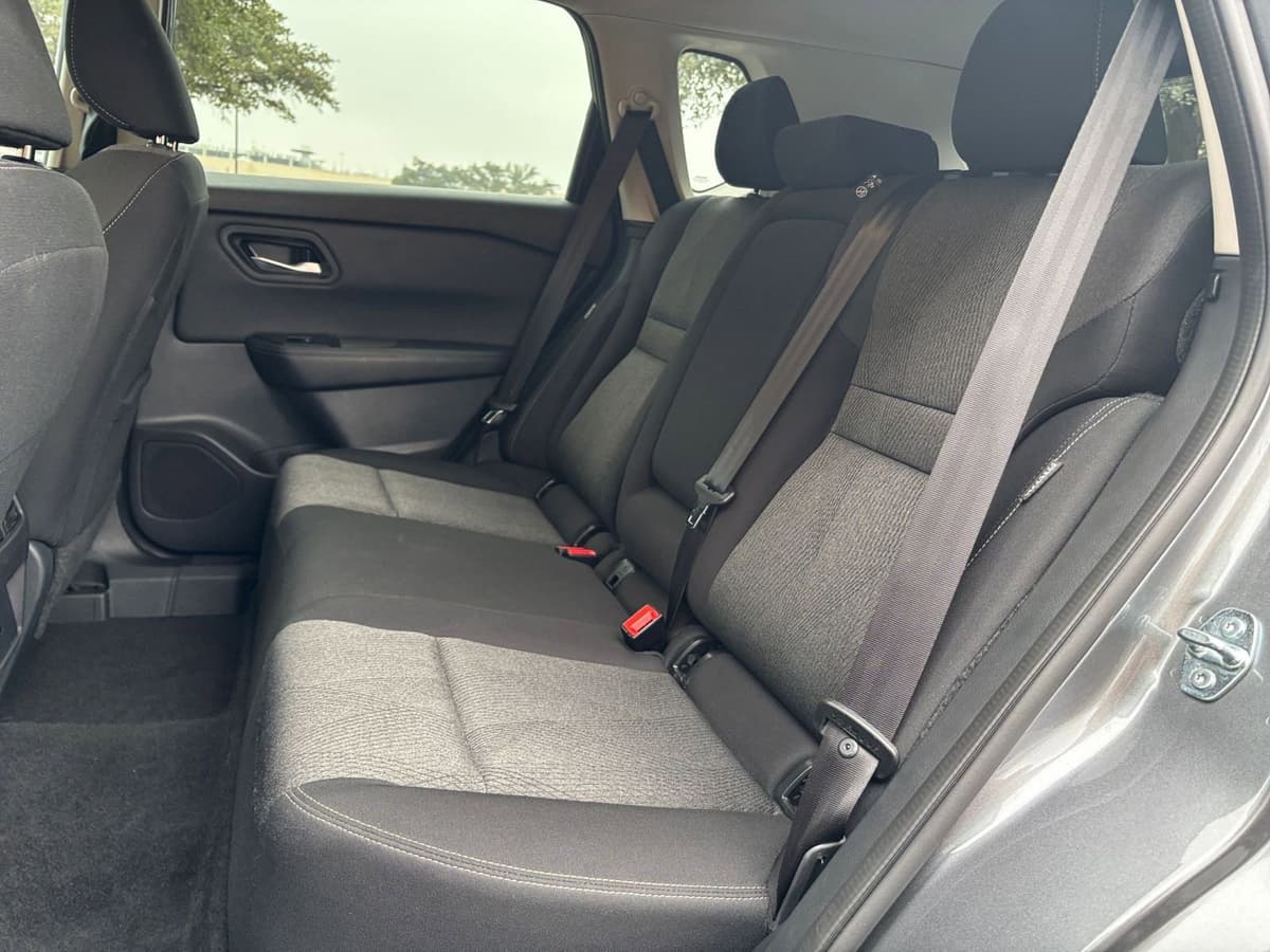 2025 Nissan Rogue - Image 20