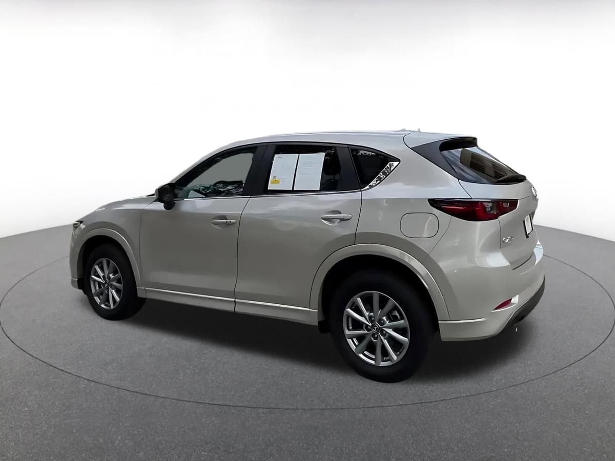 2025 Mazda CX-5 - Image 8