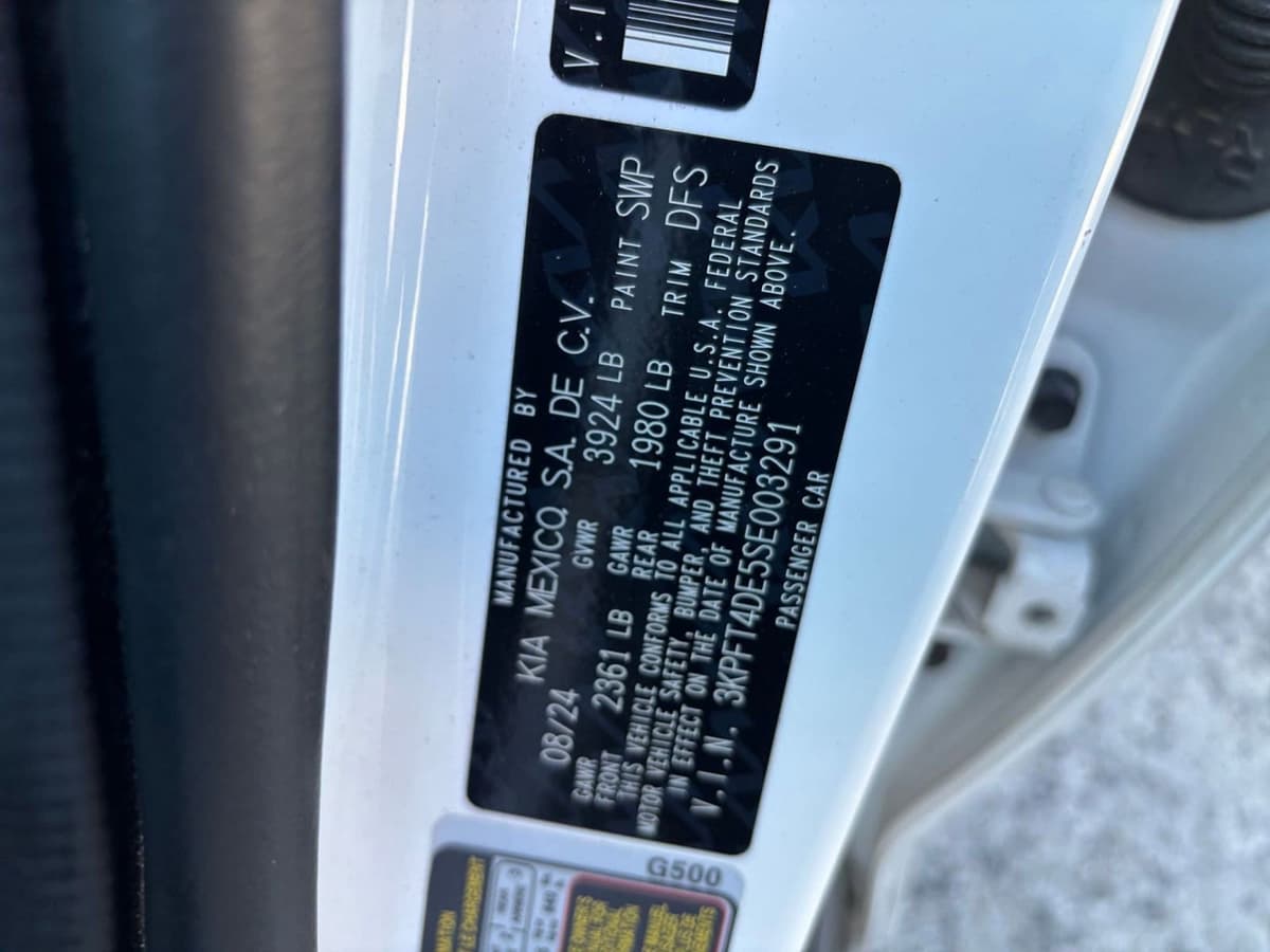 2025 Kia K4 - Image 22