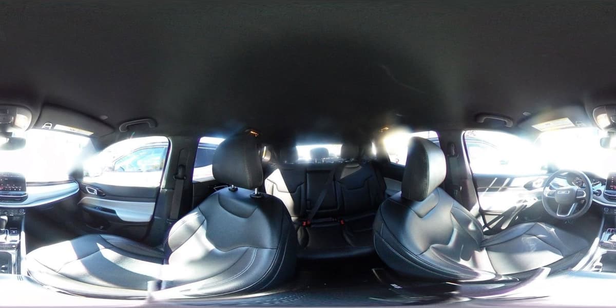 2025 Jeep Compass - Image 37