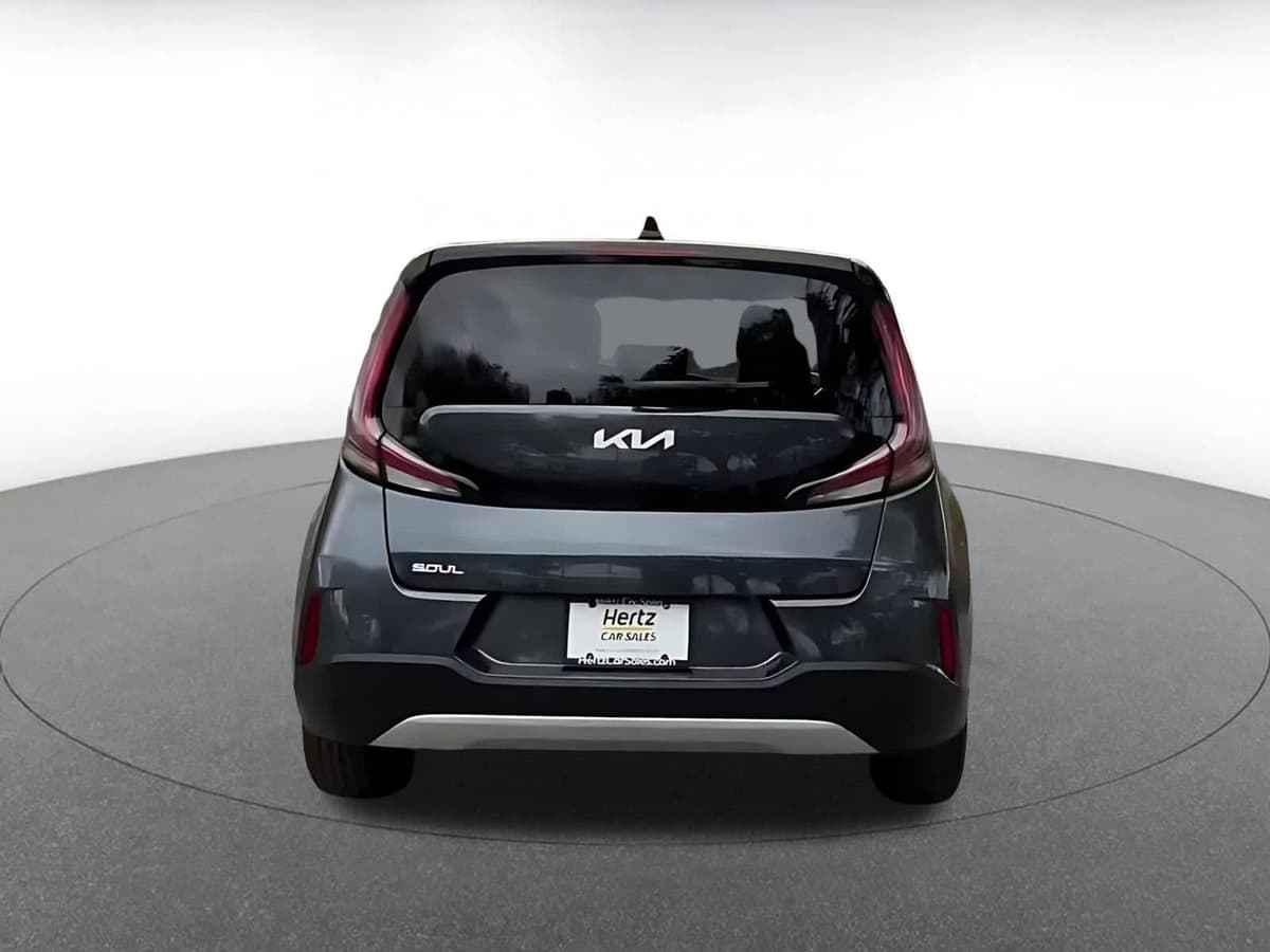 2025 Kia Soul - Image 12