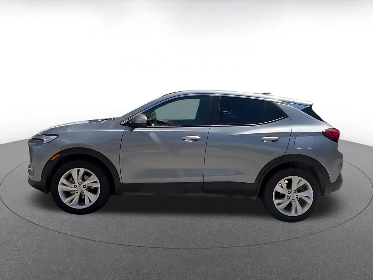 2025 Buick Encore GX - Image 8