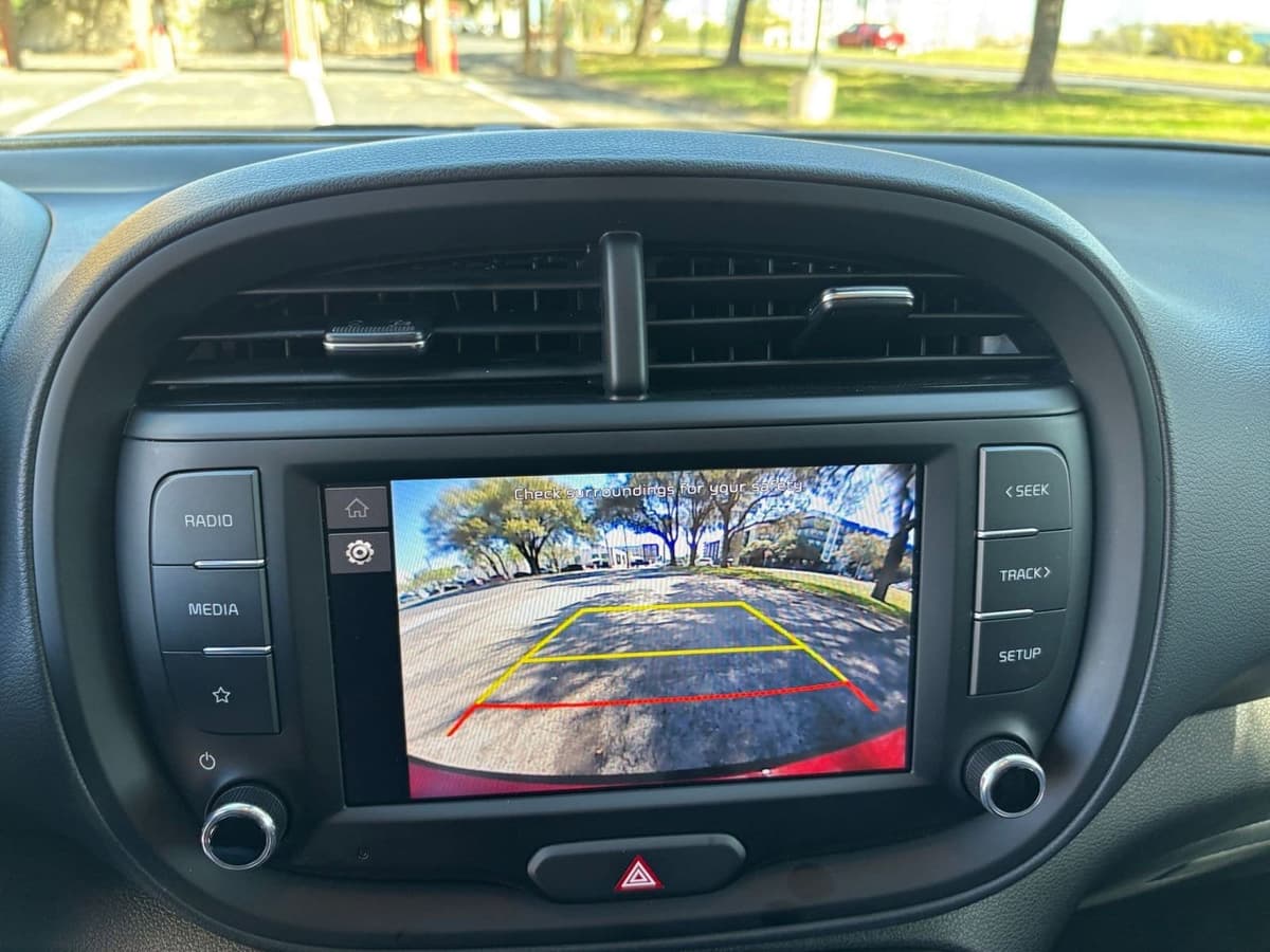 2025 Kia Soul - Image 20