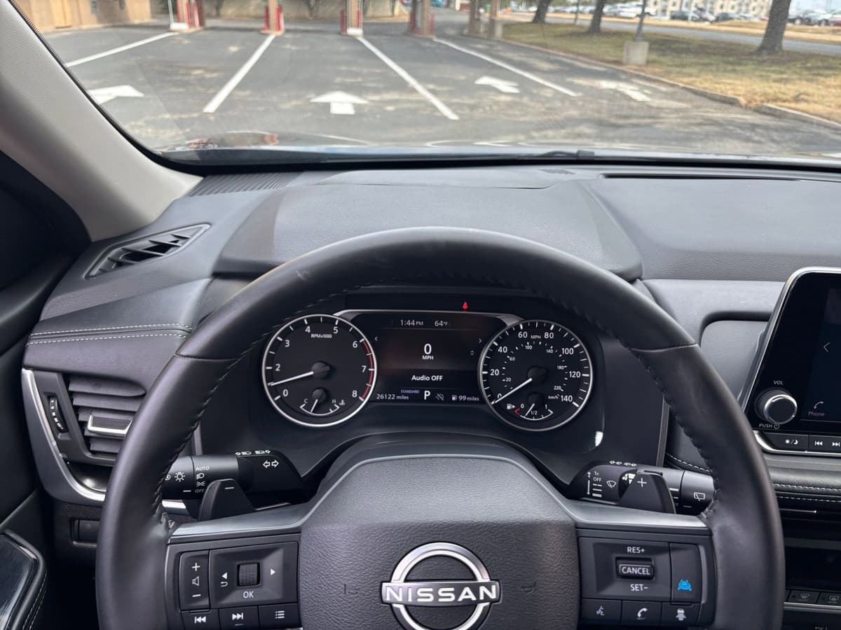 2025 Nissan Rogue - Image 29