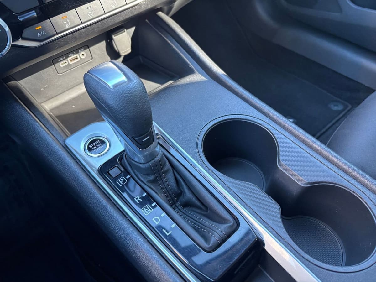 2025 Nissan Altima - Image 36