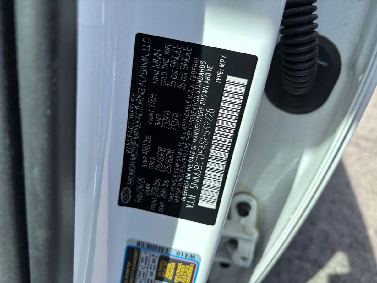 2025 Hyundai Tucson - Image 23