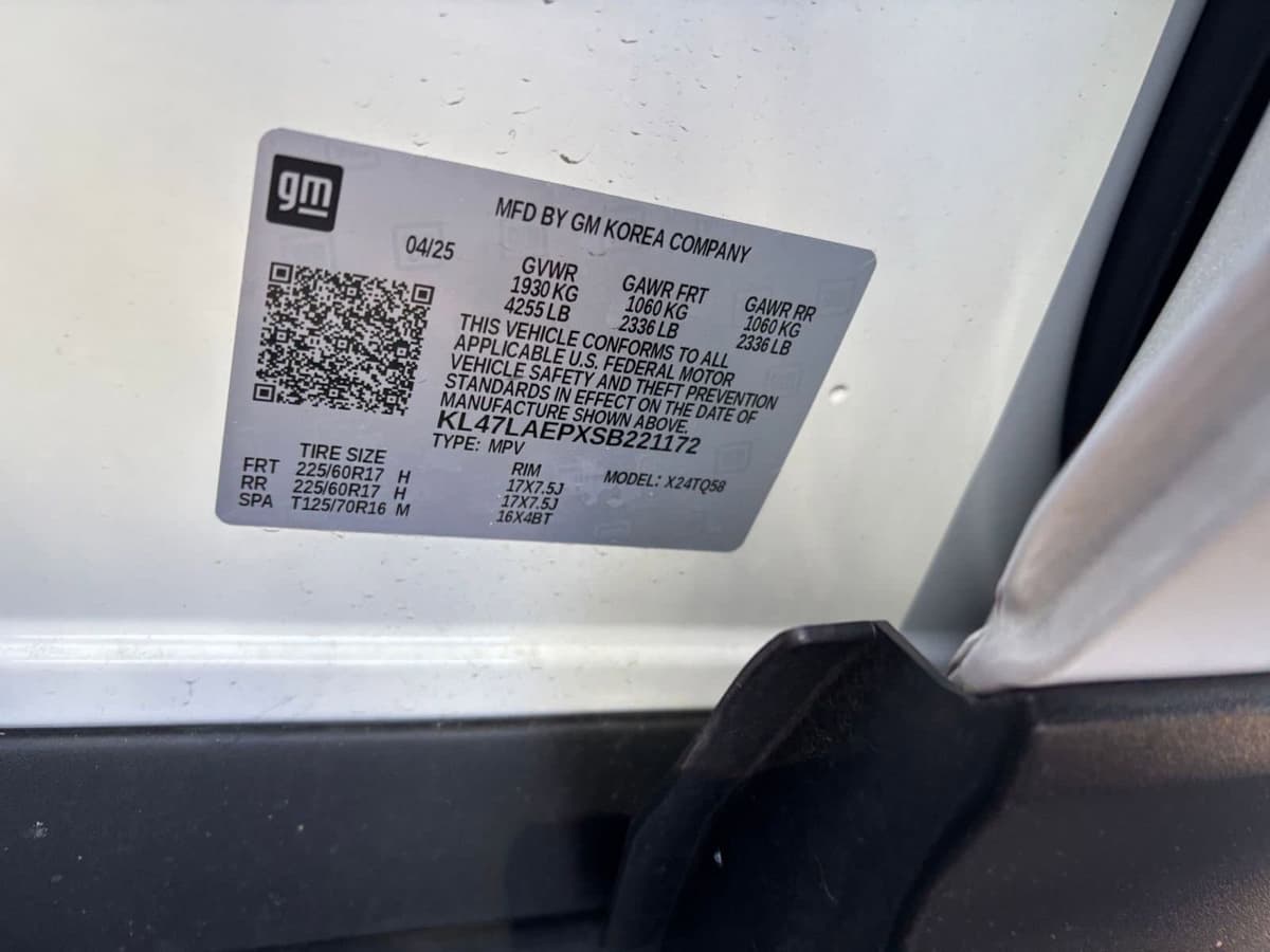 2025 Buick Envista - Image 23