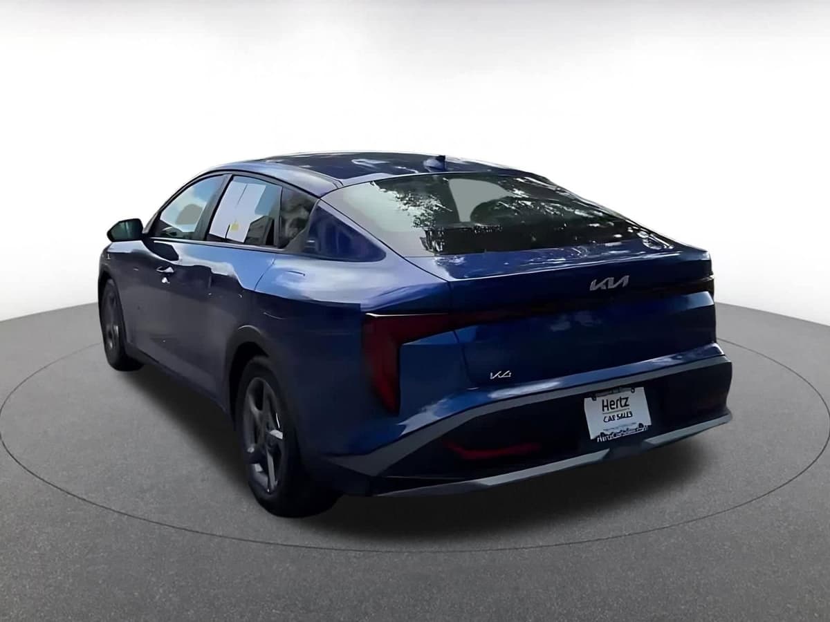 2025 Kia K4 - Image 11