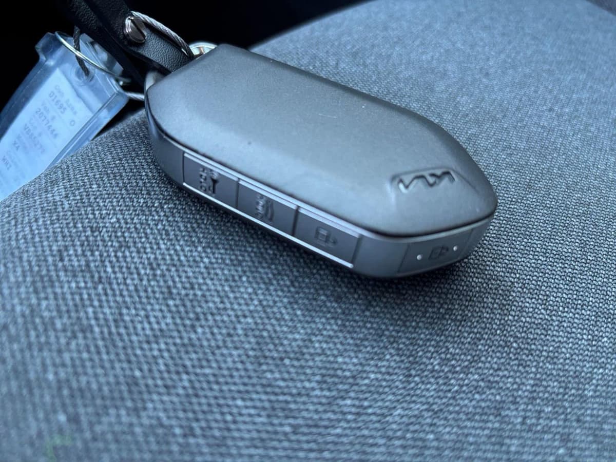 2025 Kia K4 - Image 18