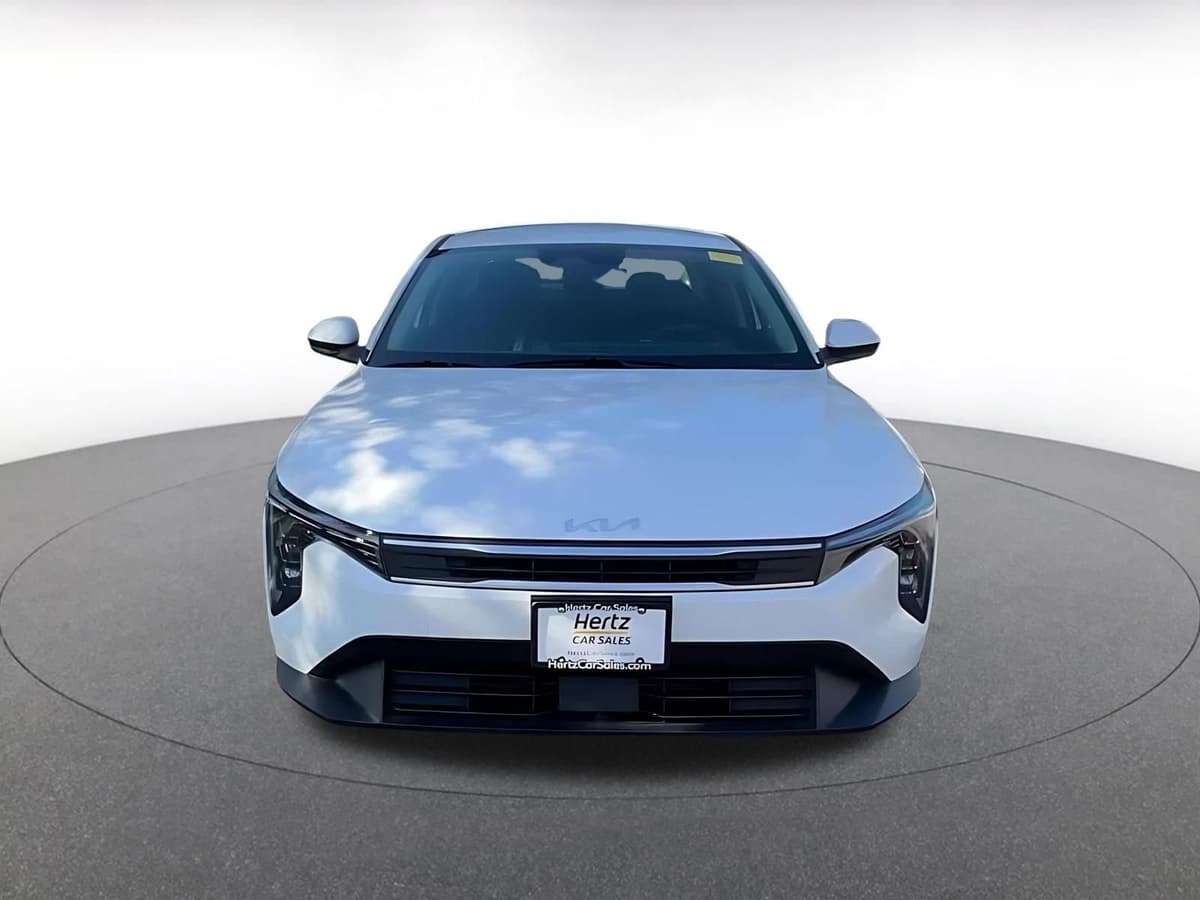 2025 Kia K4 - Image 5