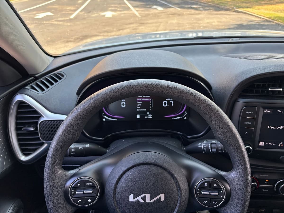 2025 Kia Soul - Image 29