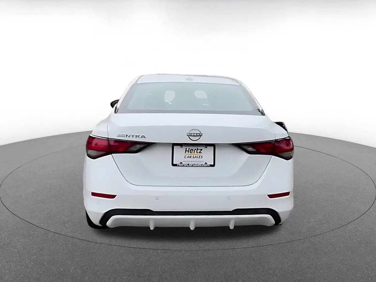 2025 Nissan Sentra - Image 12