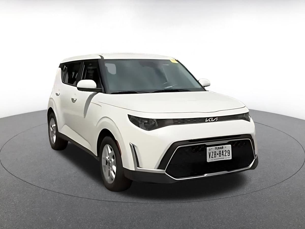 2025 Kia Soul - Image 3