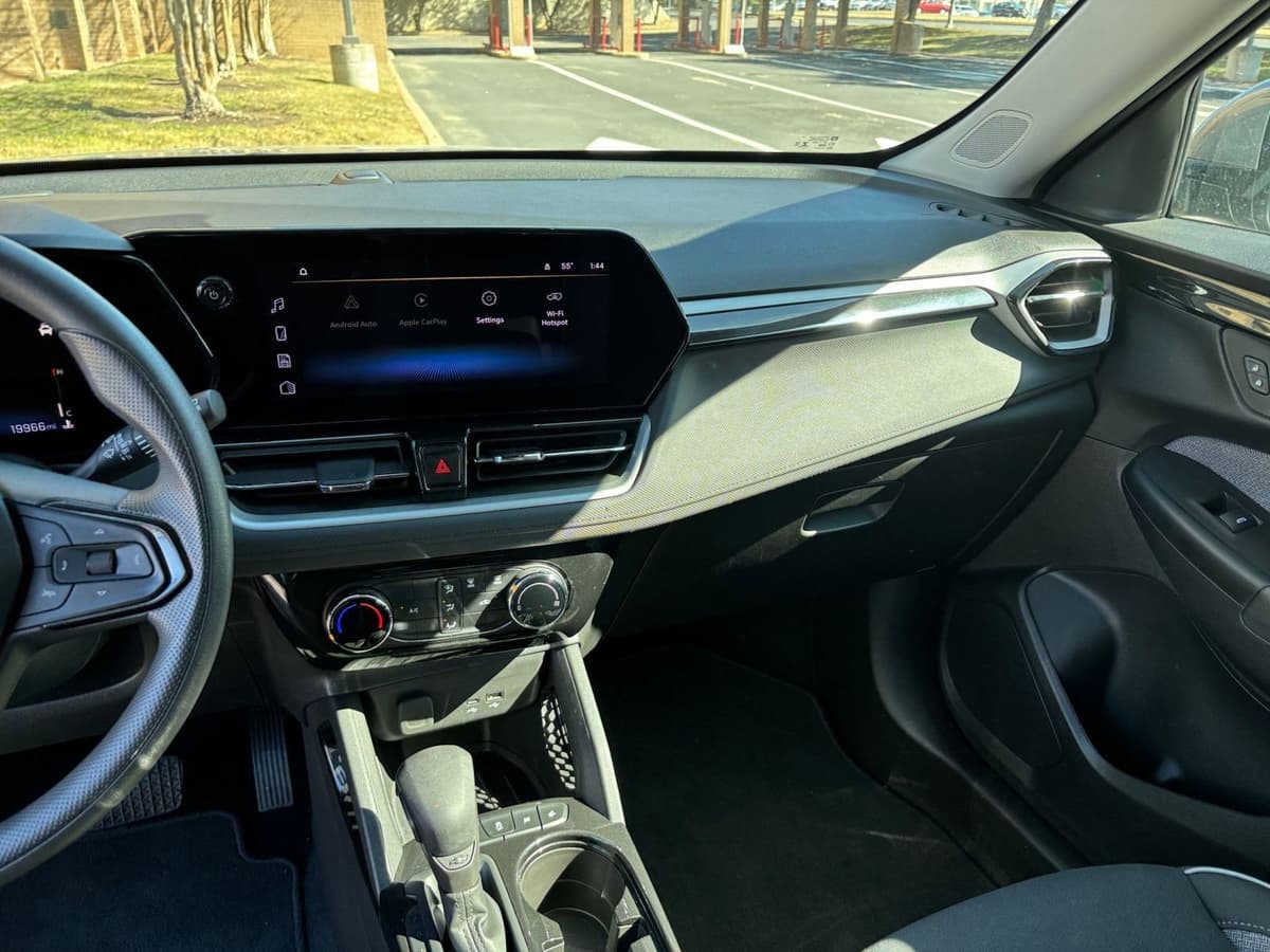 2025 Chevrolet Trailblazer - Image 30