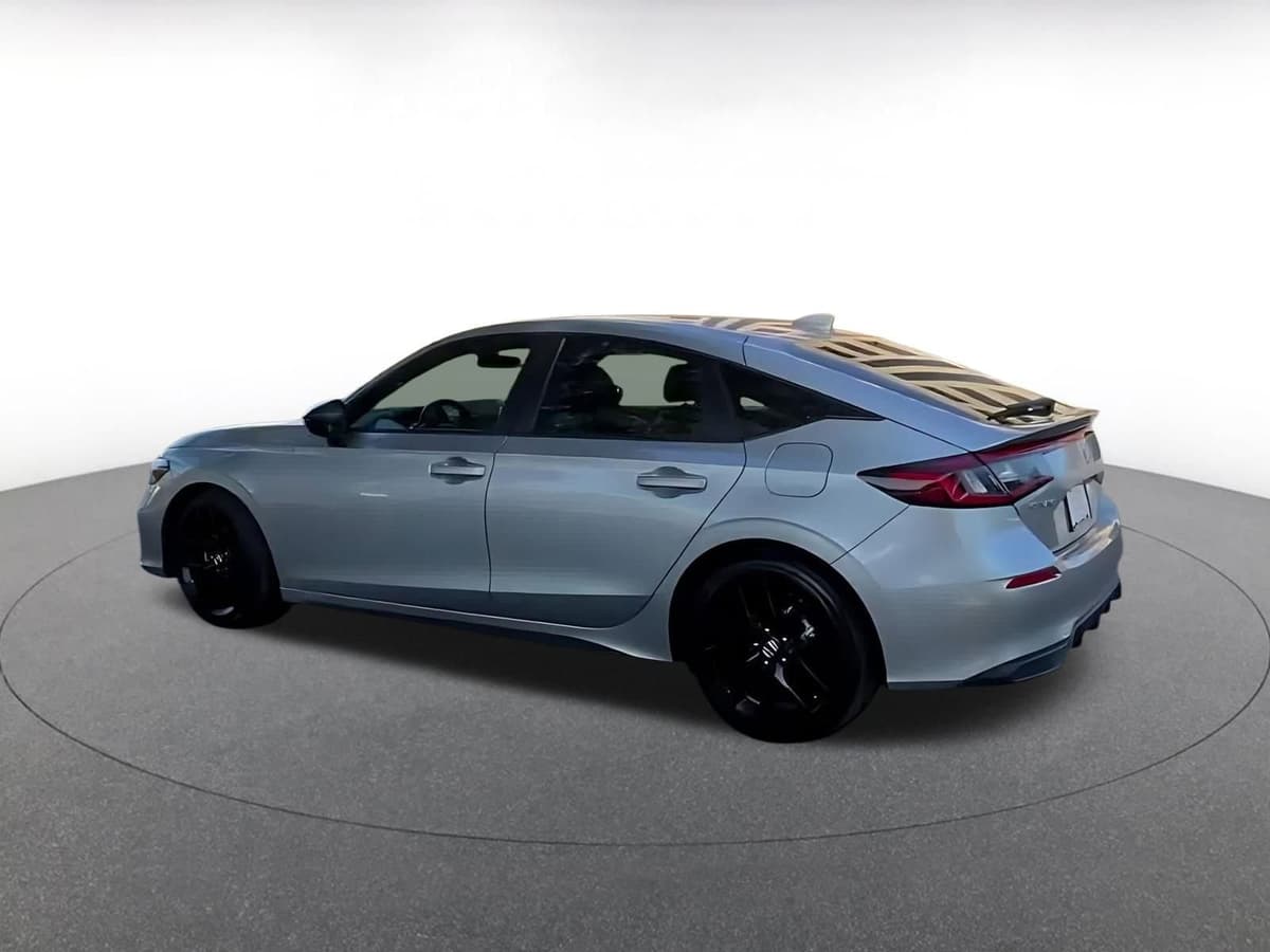 2025 Honda Civic - Image 10