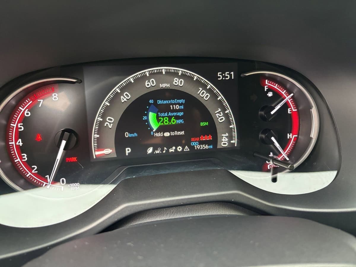 2025 Toyota RAV4 - Image 35