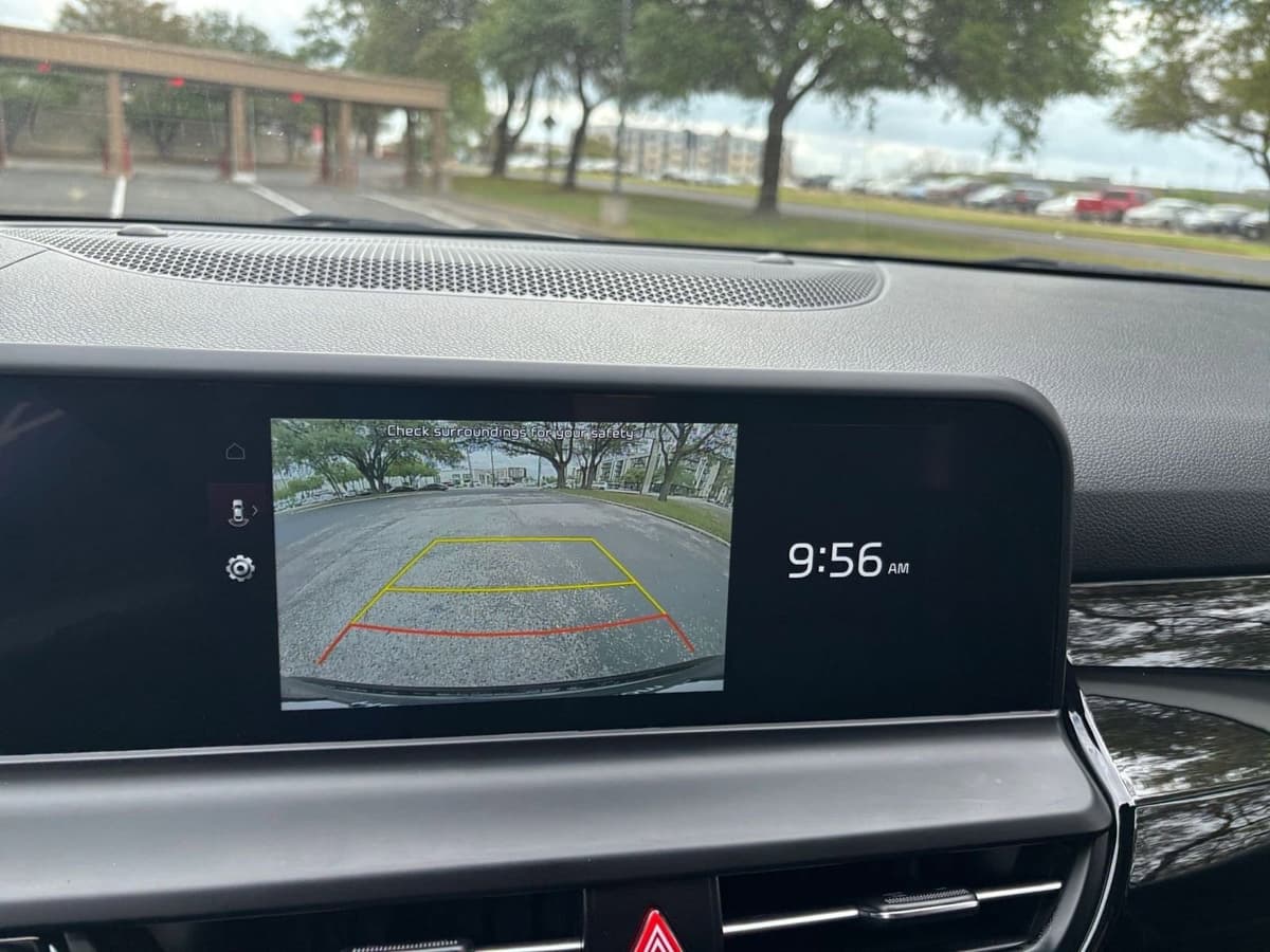 2025 Kia Seltos - Image 21