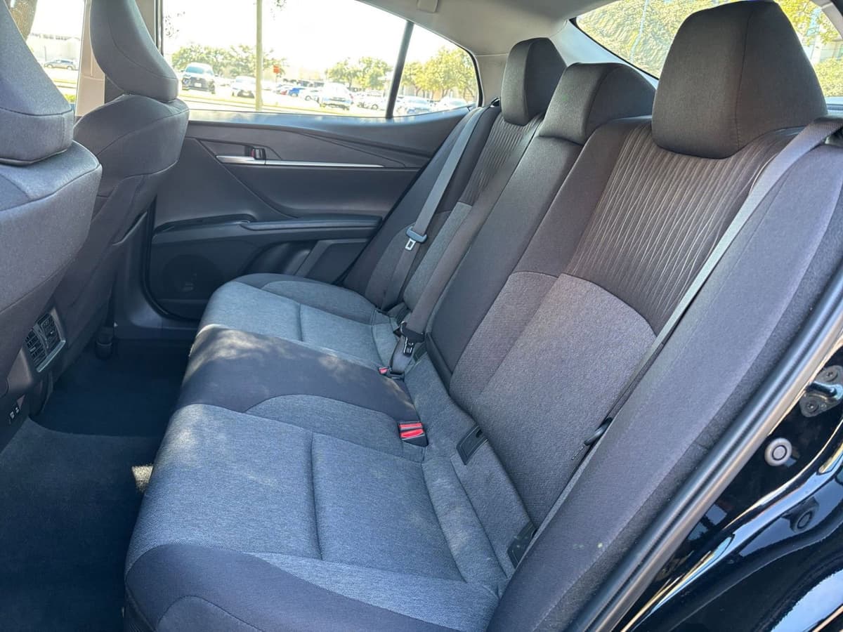 2025 Toyota Camry - Image 20