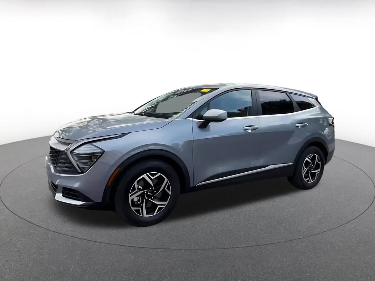 2025 Kia Sportage - Image 7