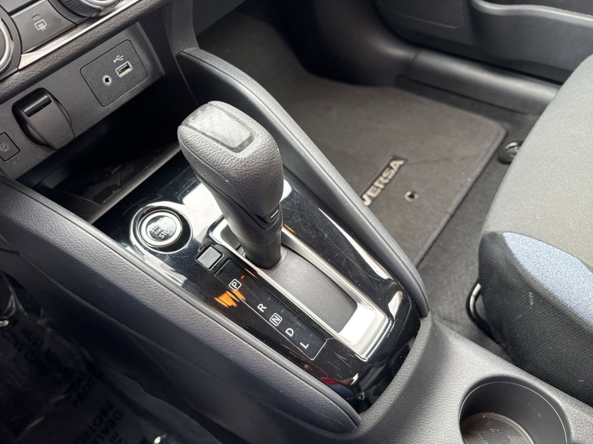 2025 Nissan Versa - Image 36