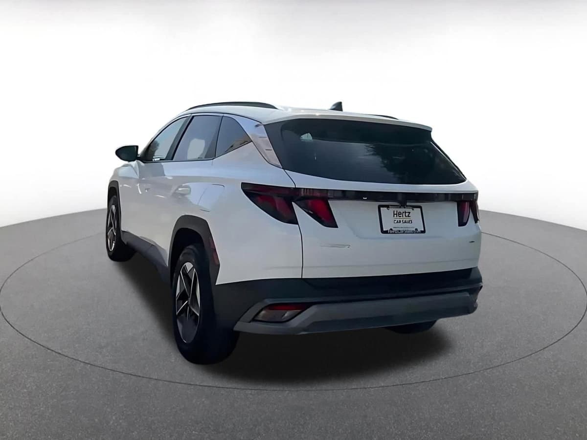 2025 Hyundai Tucson - Image 11