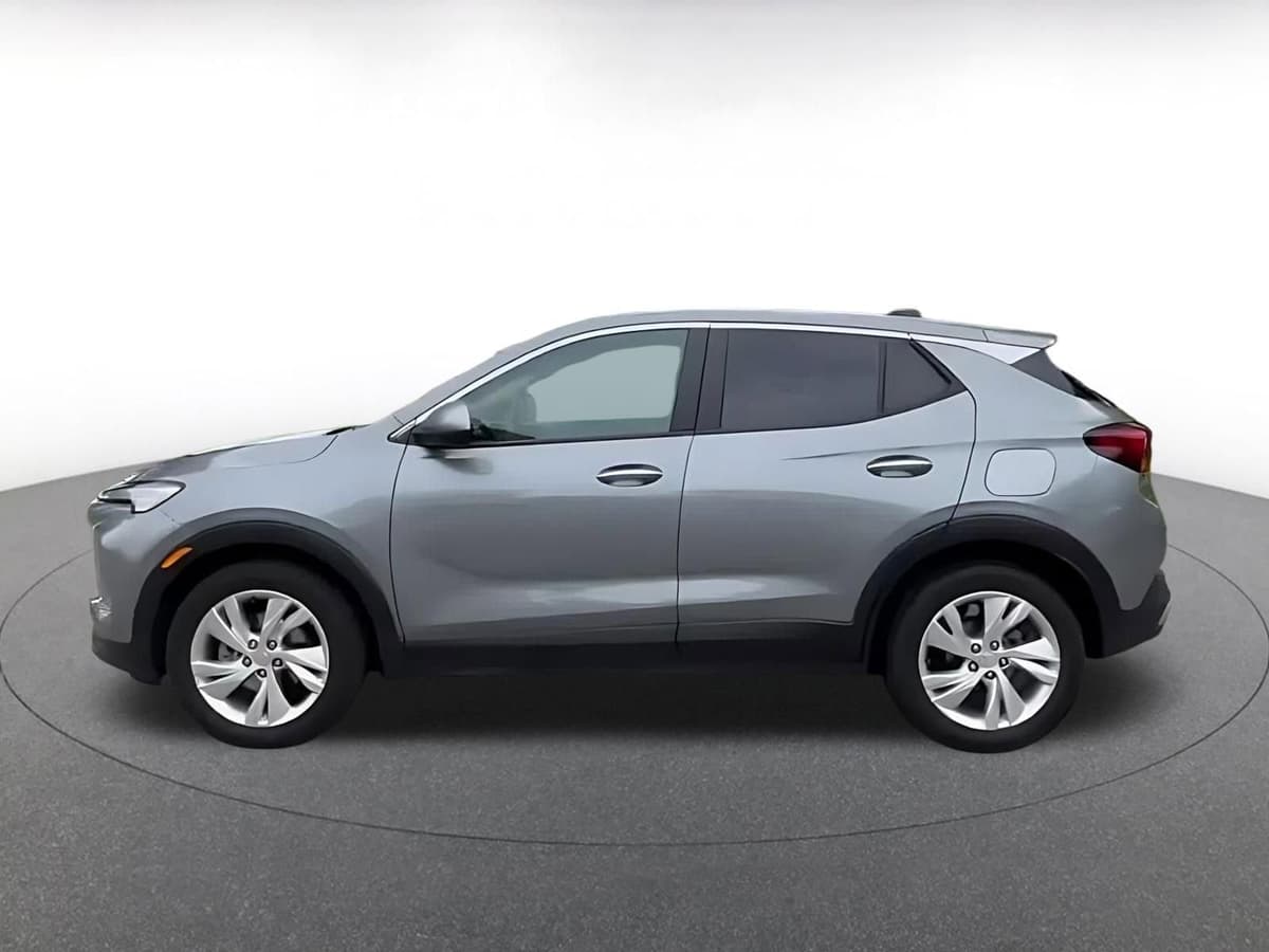 2025 Buick Encore GX - Image 8