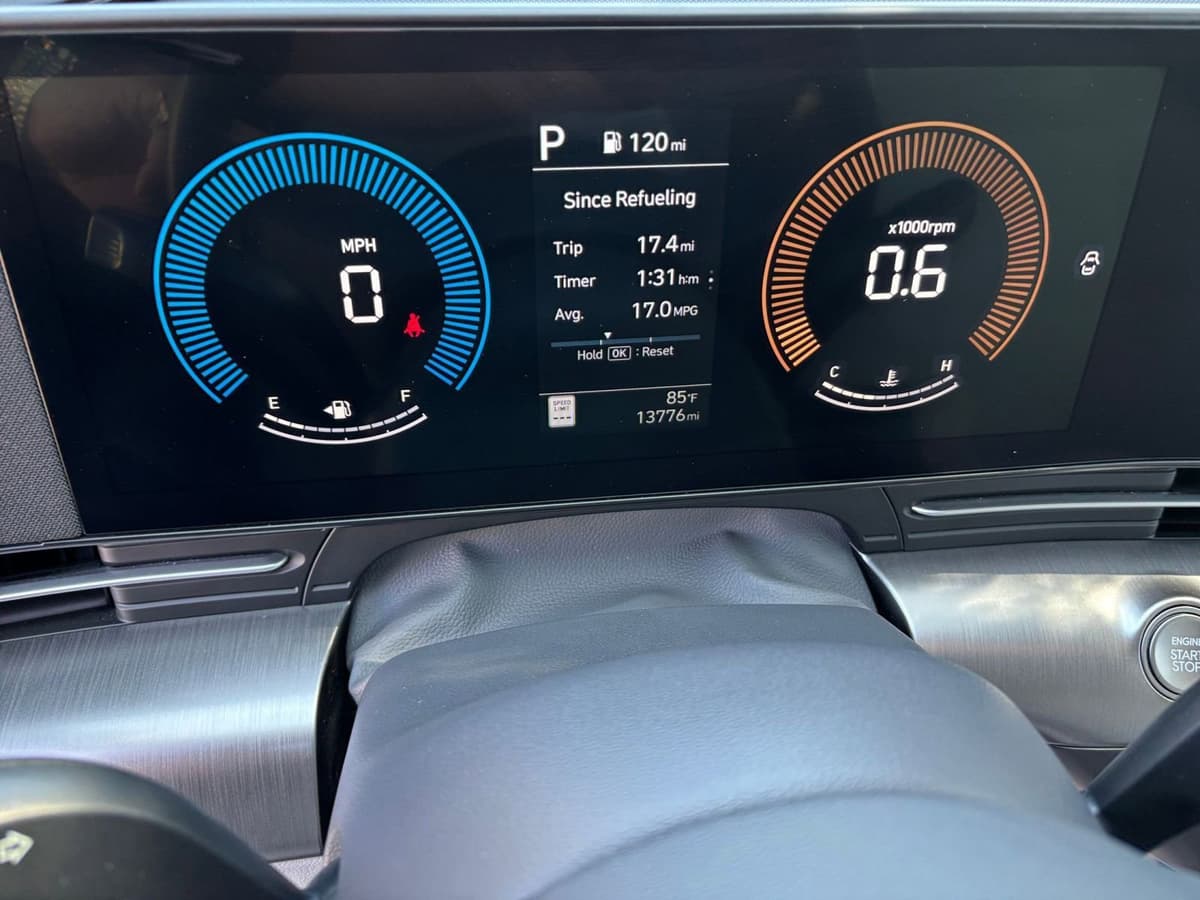 2025 Hyundai Kona - Image 35