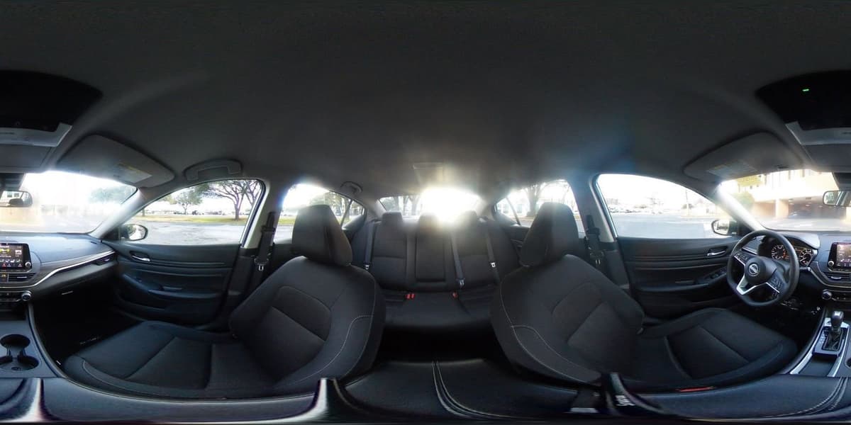 2025 Nissan Altima - Image 37