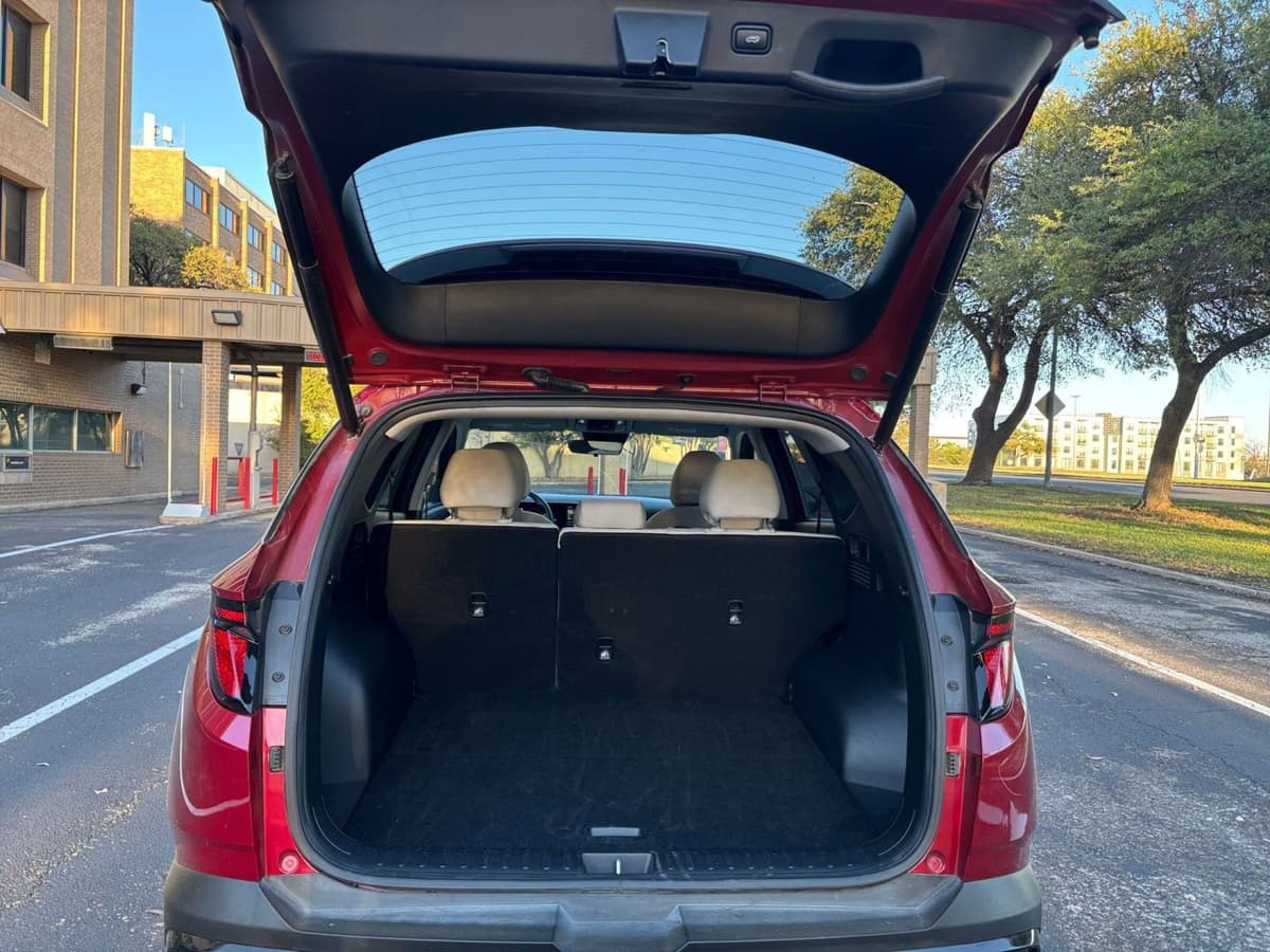 2025 Hyundai Tucson - Image 26